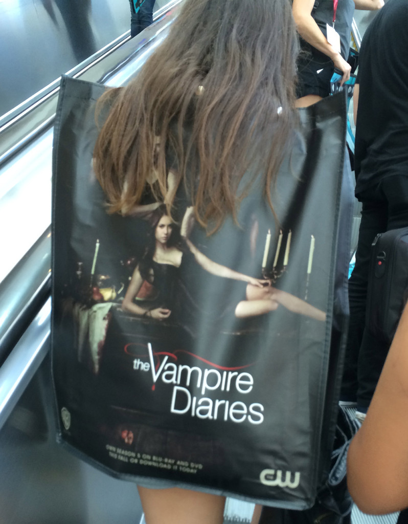 Vampire Diaries: advertisement on back of Comic-Con backpack worn by attendee
